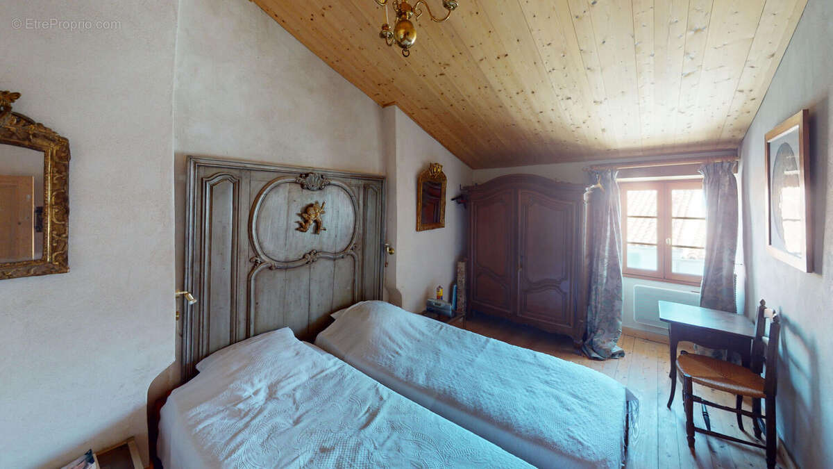 Maison à SAINT-CLEMENT-DES-BALEINES