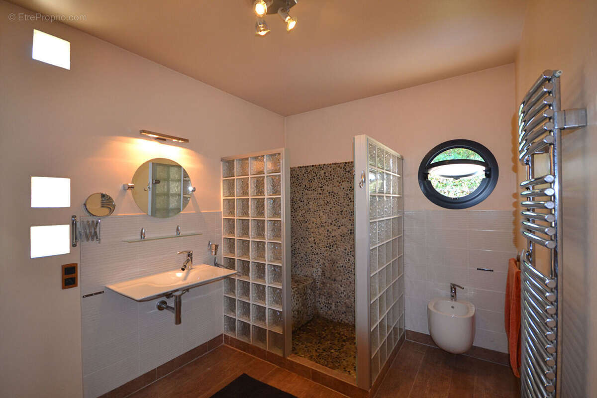 Maison à AIX-LES-BAINS