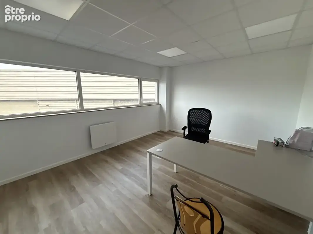 A vendre / a louer - guipavas kergaradec - bureaux neufs de 205 m² - photo 3