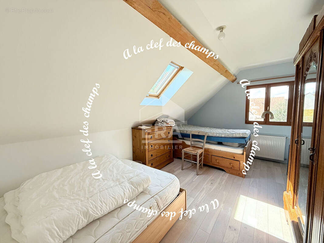 Maison à SAINT-REMY-LES-CHEVREUSE