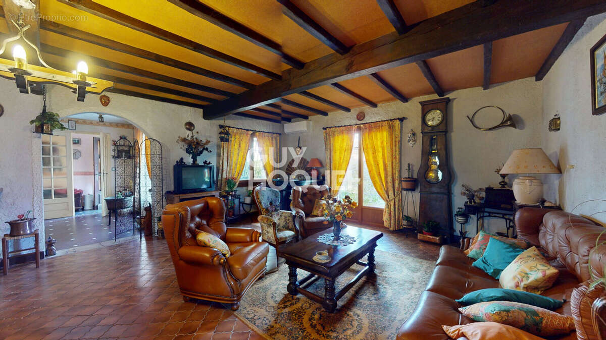 Maison à PORTETS