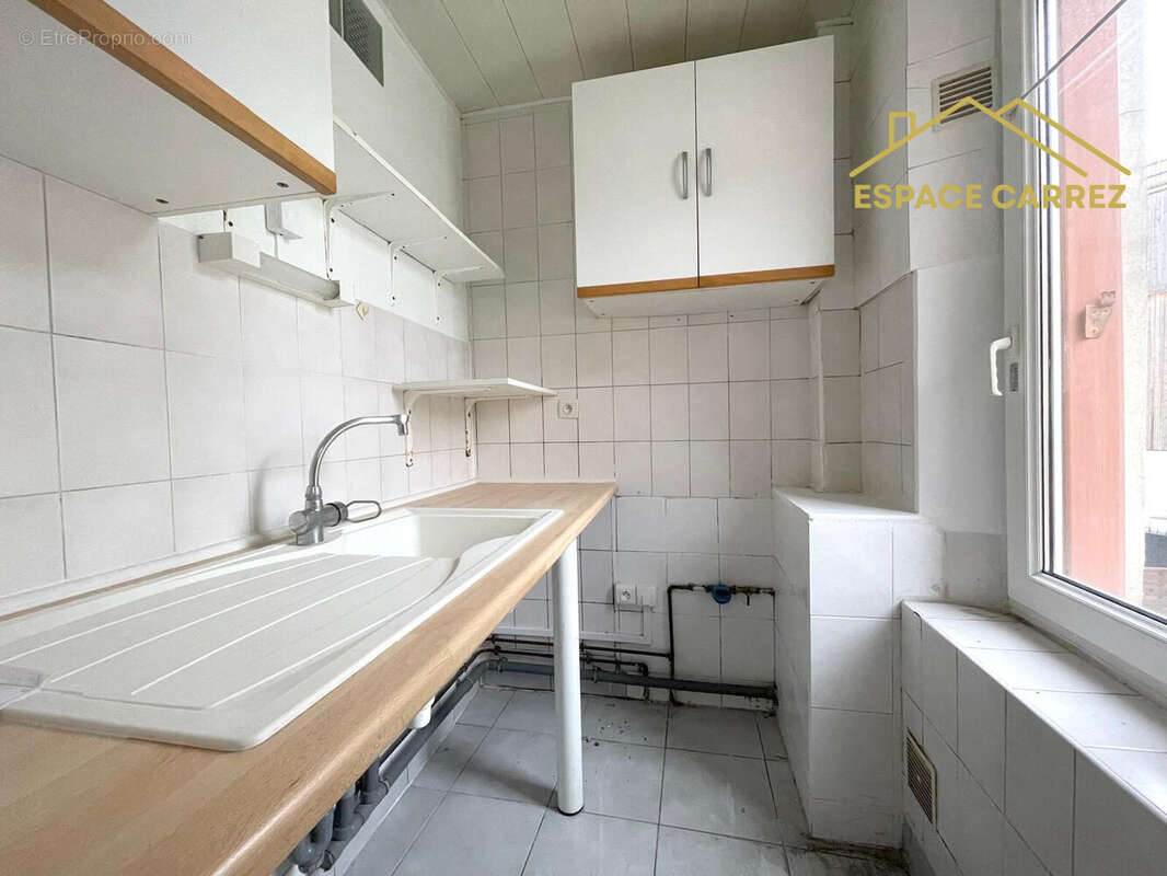 Appartement à LES LILAS