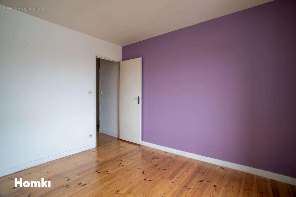 Appartement à LA SEAUVE-SUR-SEMENE