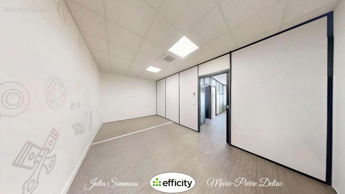 Commerce 440 m² à Plaisir  - photo 14
