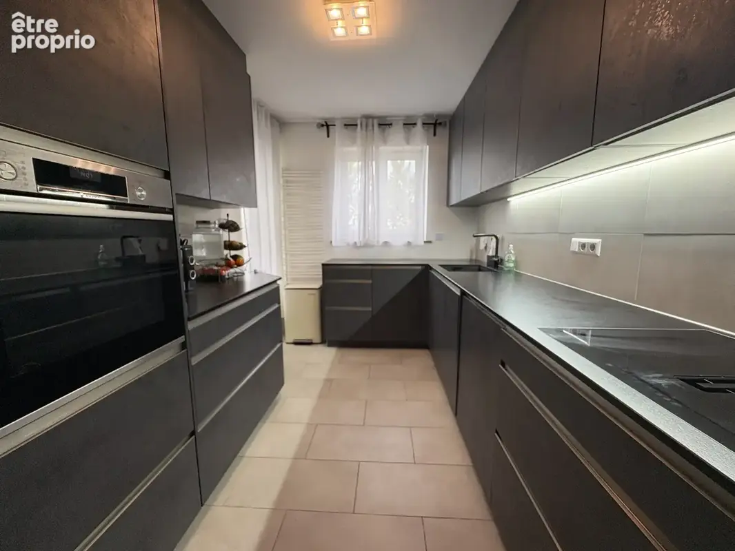 À vendre   magnifique appartement f4 rénové de 86 m2 à huningue - photo 4