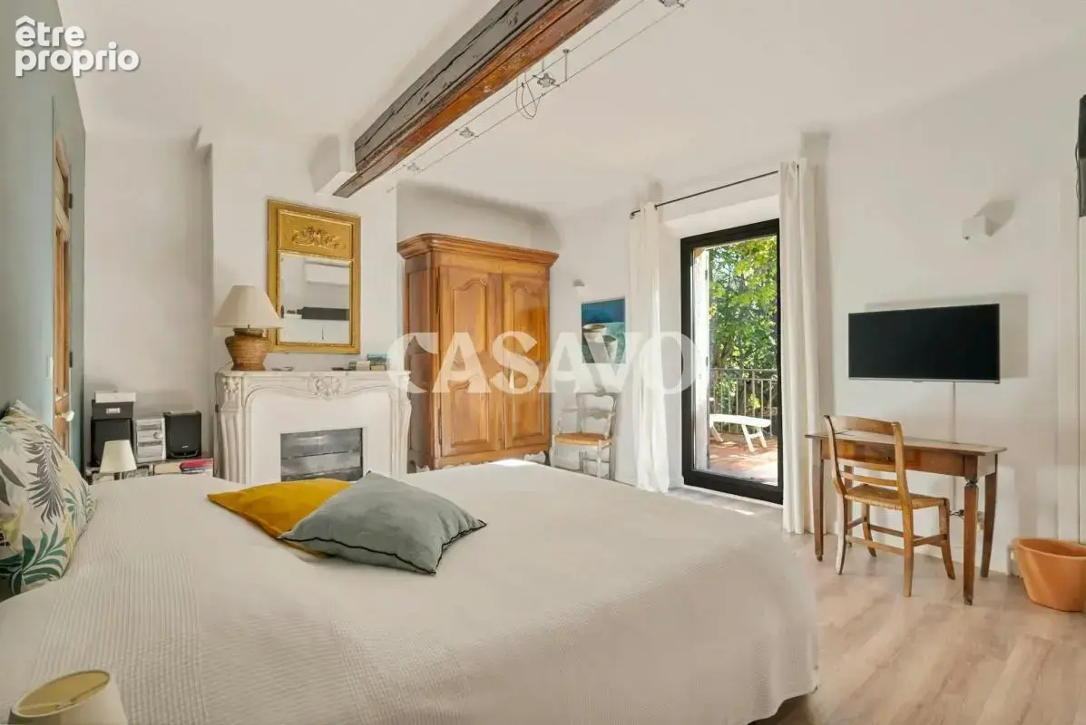 Vente Maison 10 pièces de 315m² - 13100 Saint-Marc-Jaumegarde - photo 24