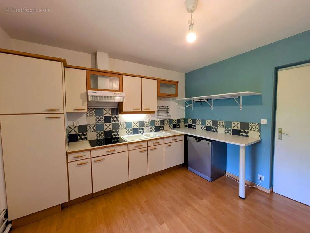 Maison à GILLY-SUR-ISERE