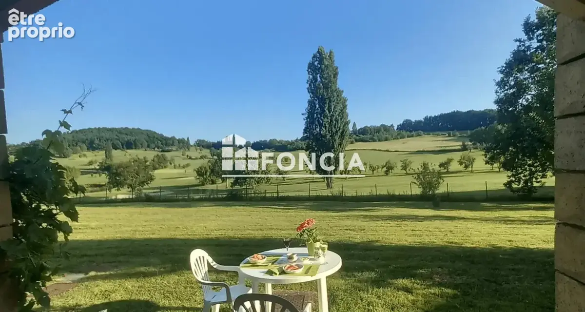 En exclusivite appartement t2 avec terrasse et parking - photo 5