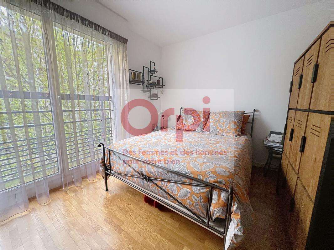 Appartement à ISSY-LES-MOULINEAUX