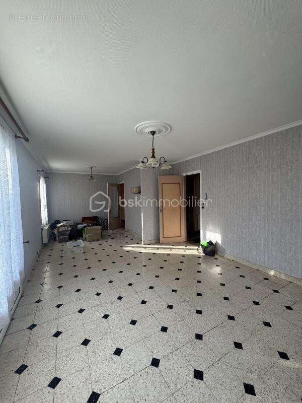 Maison à L&#039;AIGLE