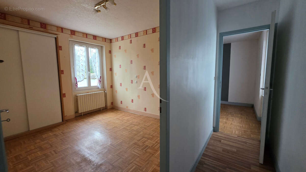 Maison à NOYERS-SUR-CHER