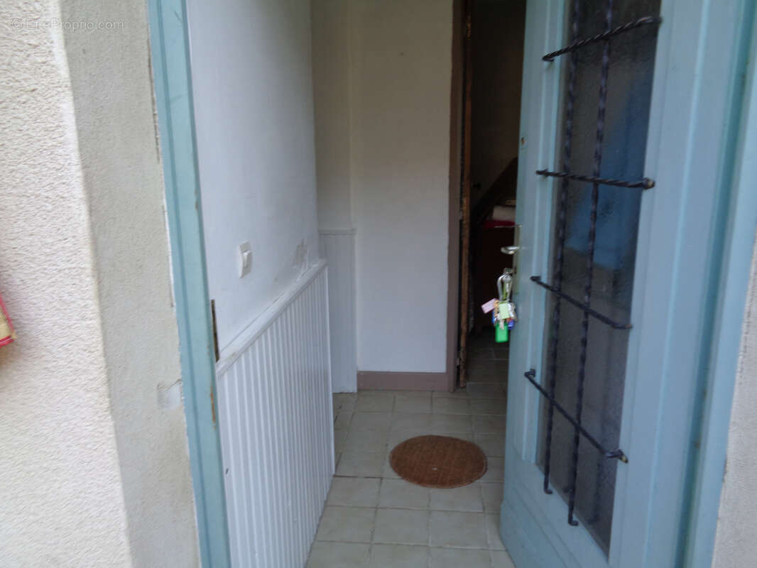*TERRAIN 400 M2  pour faire deux immeubles 1600 m2 minimum. - photo 21