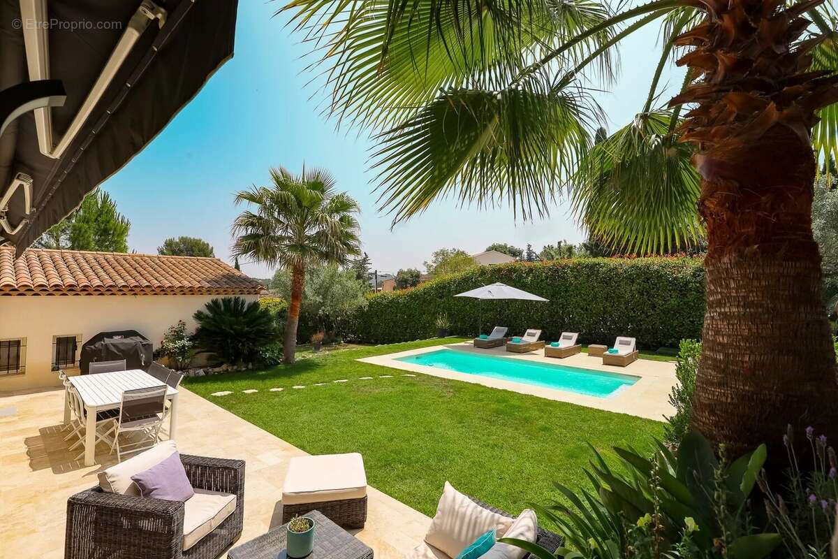 Maison à PEYMEINADE