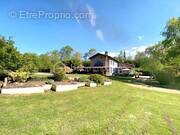 Maison à DURBAN-SUR-ARIZE