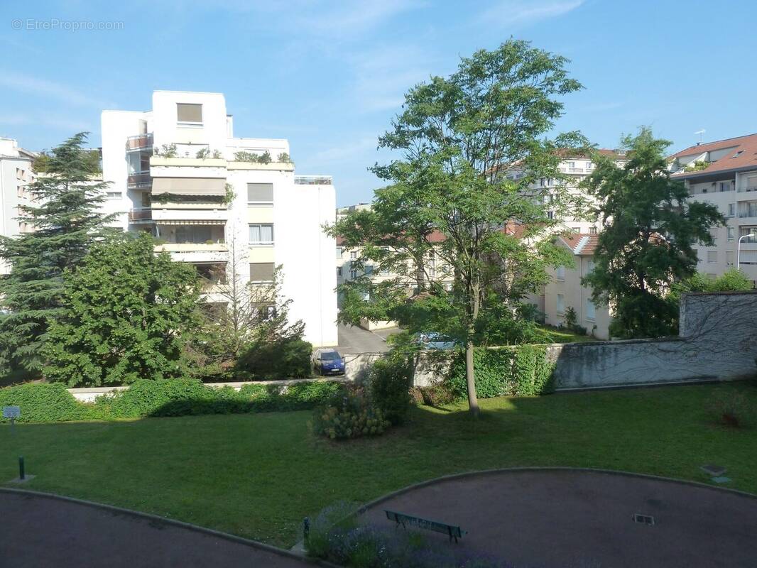 Appartement à LYON-8E