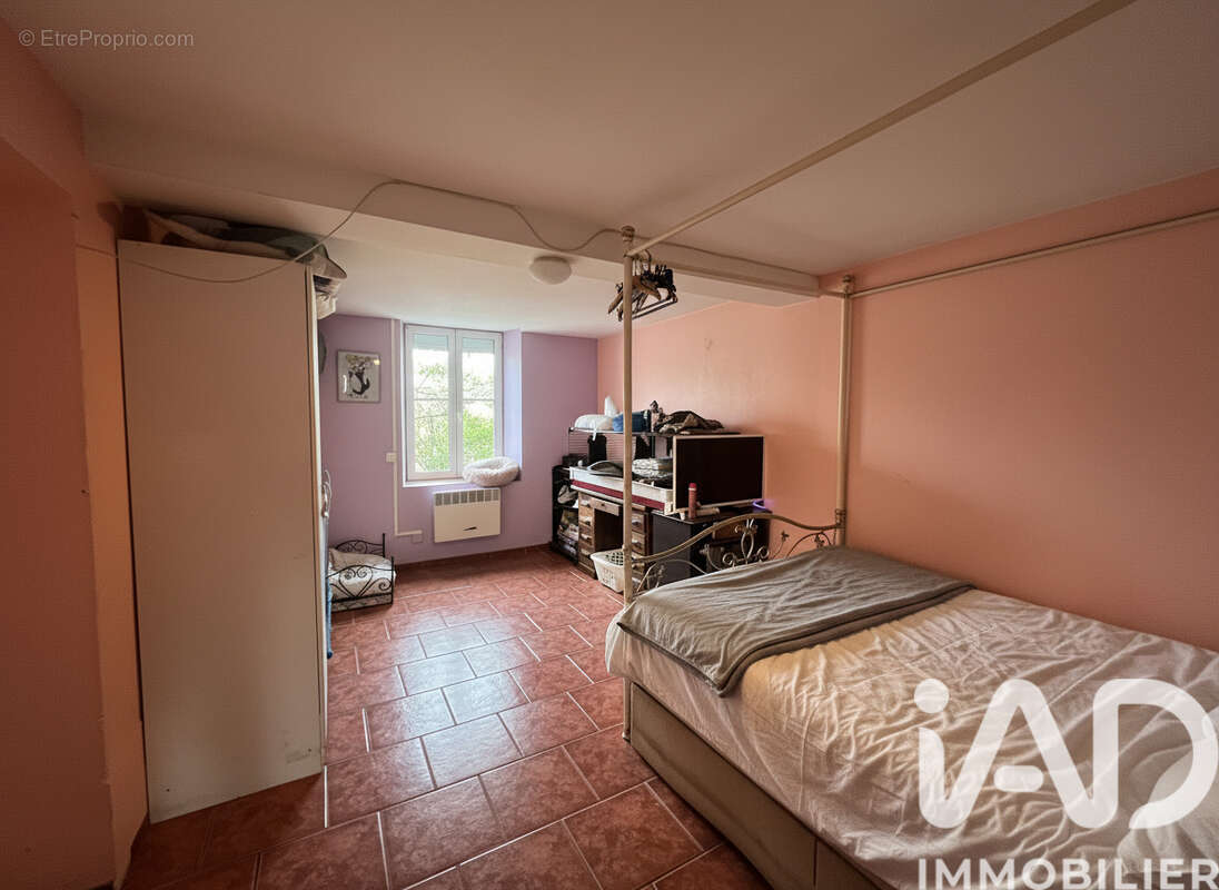 Photo 6 - Appartement à CHARLEVILLE-MEZIERES