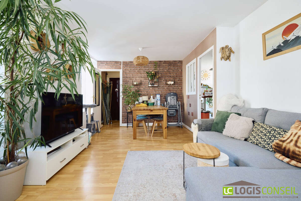 Appartement à BOURG-LA-REINE