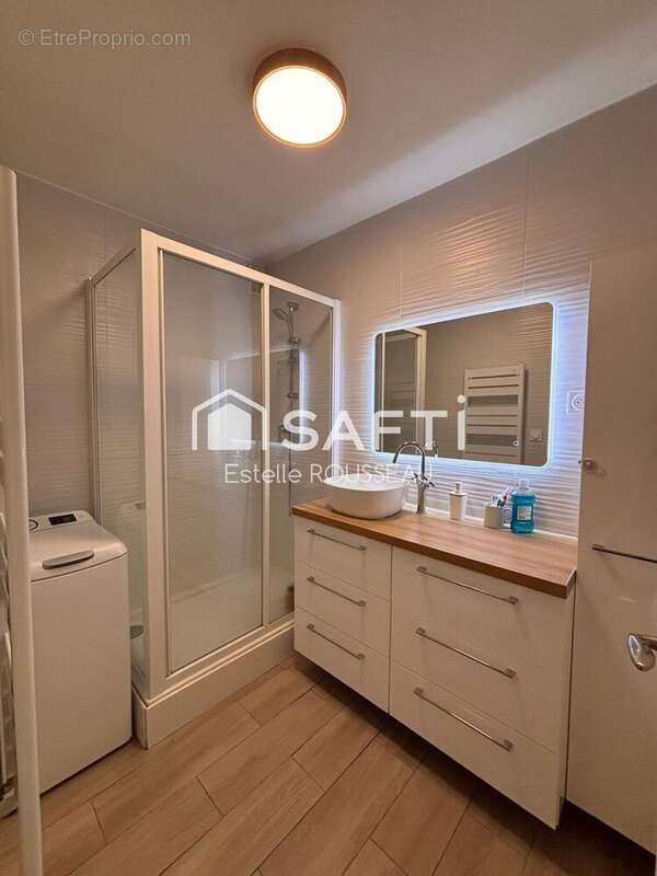 Photo 6 - Appartement à SAINT-MAUR-DES-FOSSES