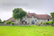 Maison à LONS-LE-SAUNIER