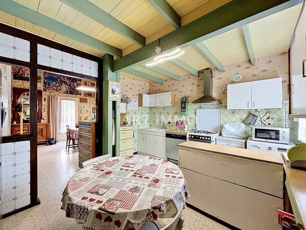 Maison à ROBION