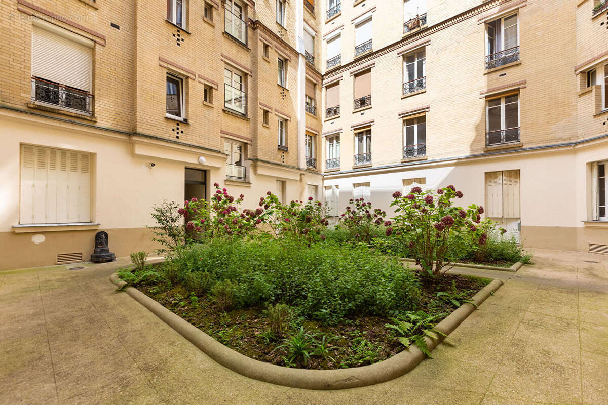 Appartement T3 66.40 m² rue de Campo Formio - photo 13