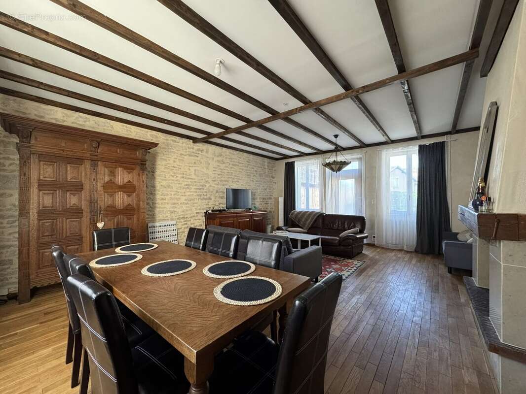 Appartement à NUITS-SAINT-GEORGES