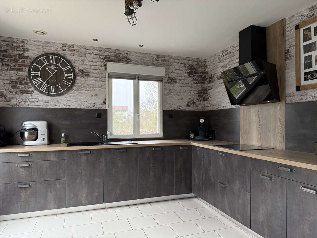 Maison à VILLE-SUR-ILLON