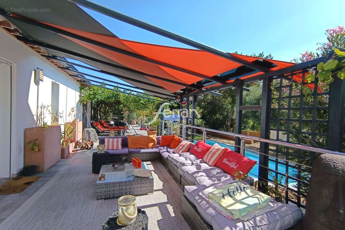 Maison 238 m² à Draguignan  - photo 5