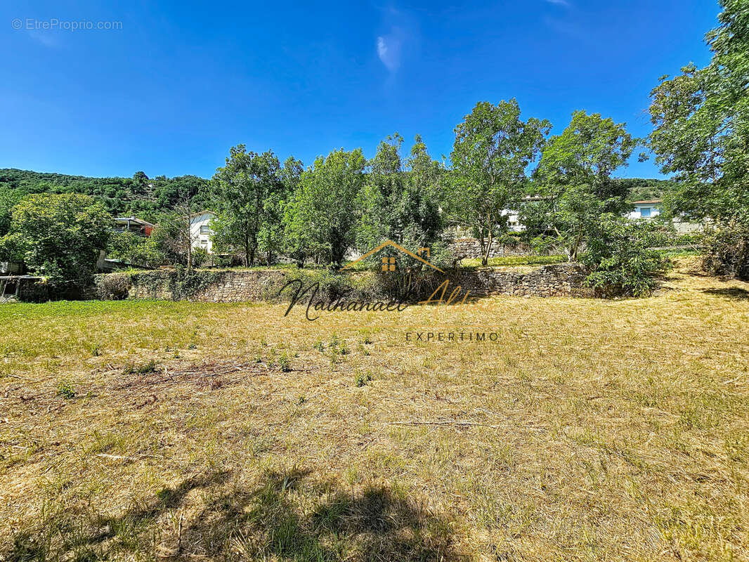 Grand terrain constructible aux Cazes - photo 4