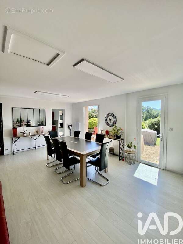 Photo 4 - Maison à POURRIERES