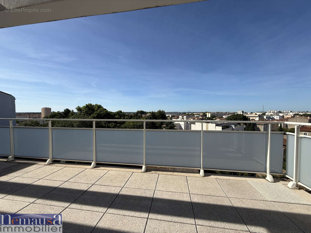 Appartement à NIMES