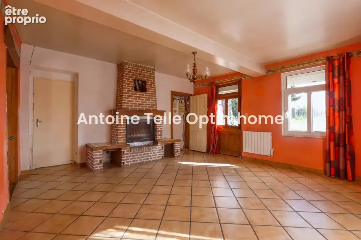La Groise - Maison individuelle avec grange sur terrain de 950m² - Opportunité de rénovation à saisir - photo 4