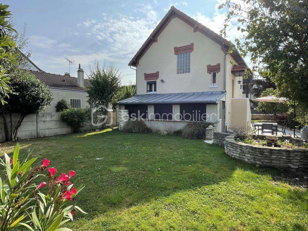 Pavillon familial sur Livry Gargan quartier Abbaye - photo 3