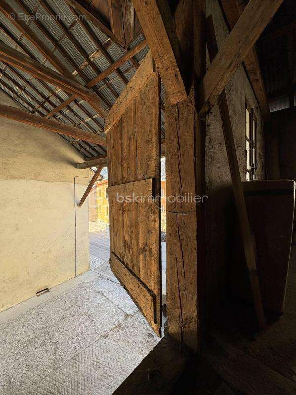 Ancienne forge en pierre à réinventer – Potentiel rare au cœur de La Compôte - photo 11