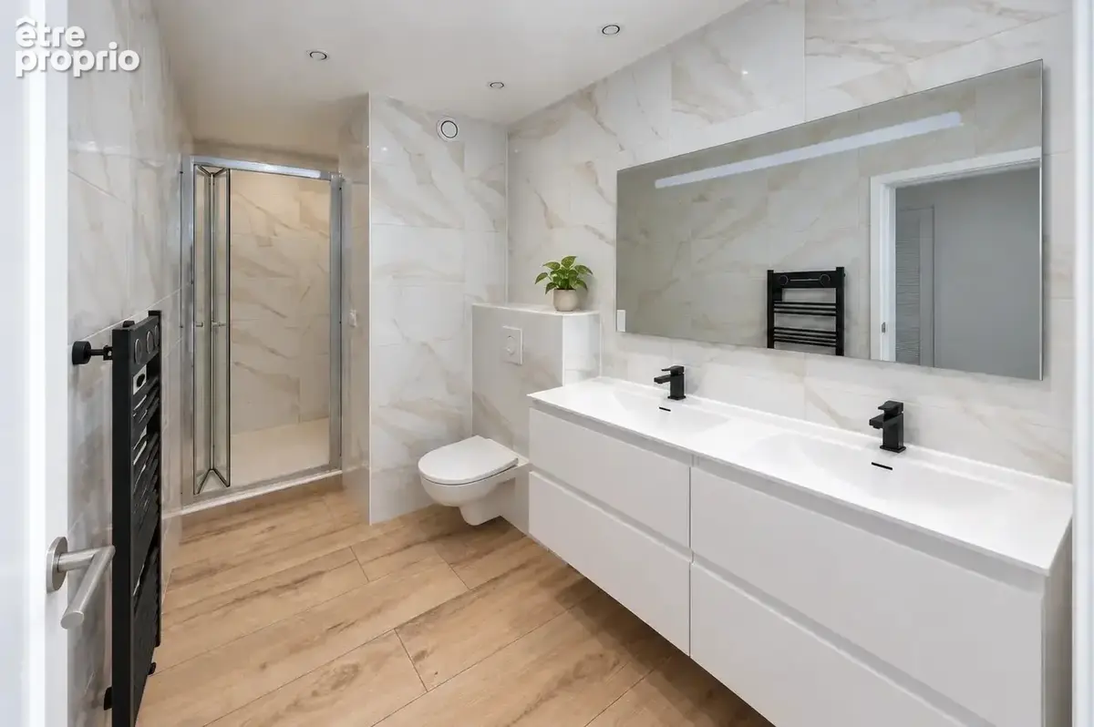 ANTIBES · Proche centre-ville · Appartement 3 pièces · 78,57 m² · Terrasse, cave, ascenseur - photo 7