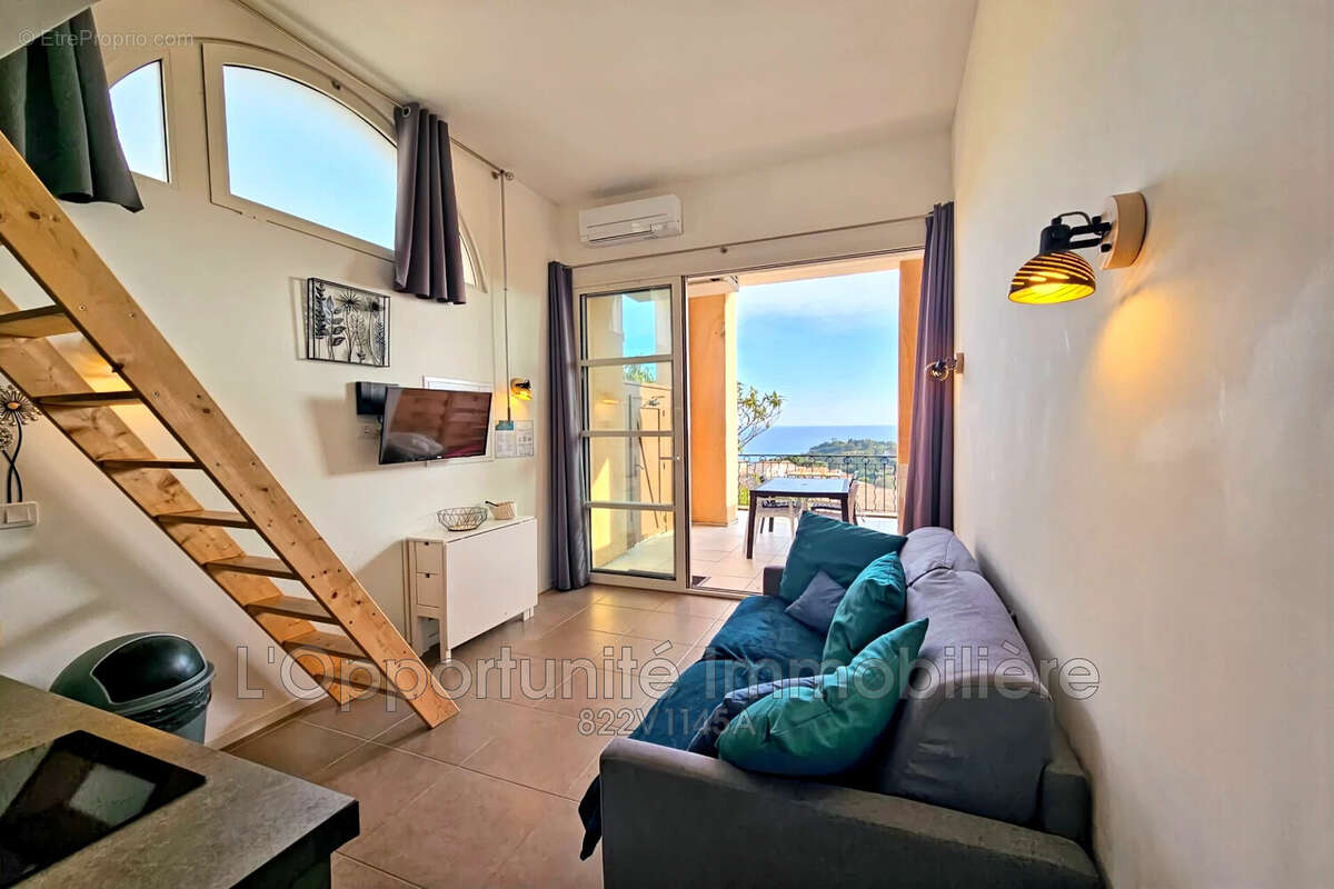 Appartement à SAINT-RAPHAEL