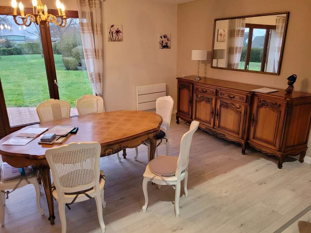 Maison à BERTANGLES