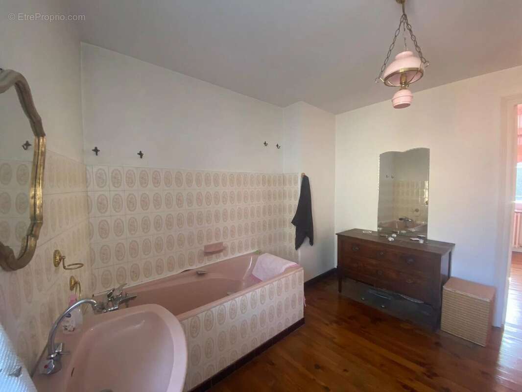 Appartement à BAGNERES-DE-LUCHON