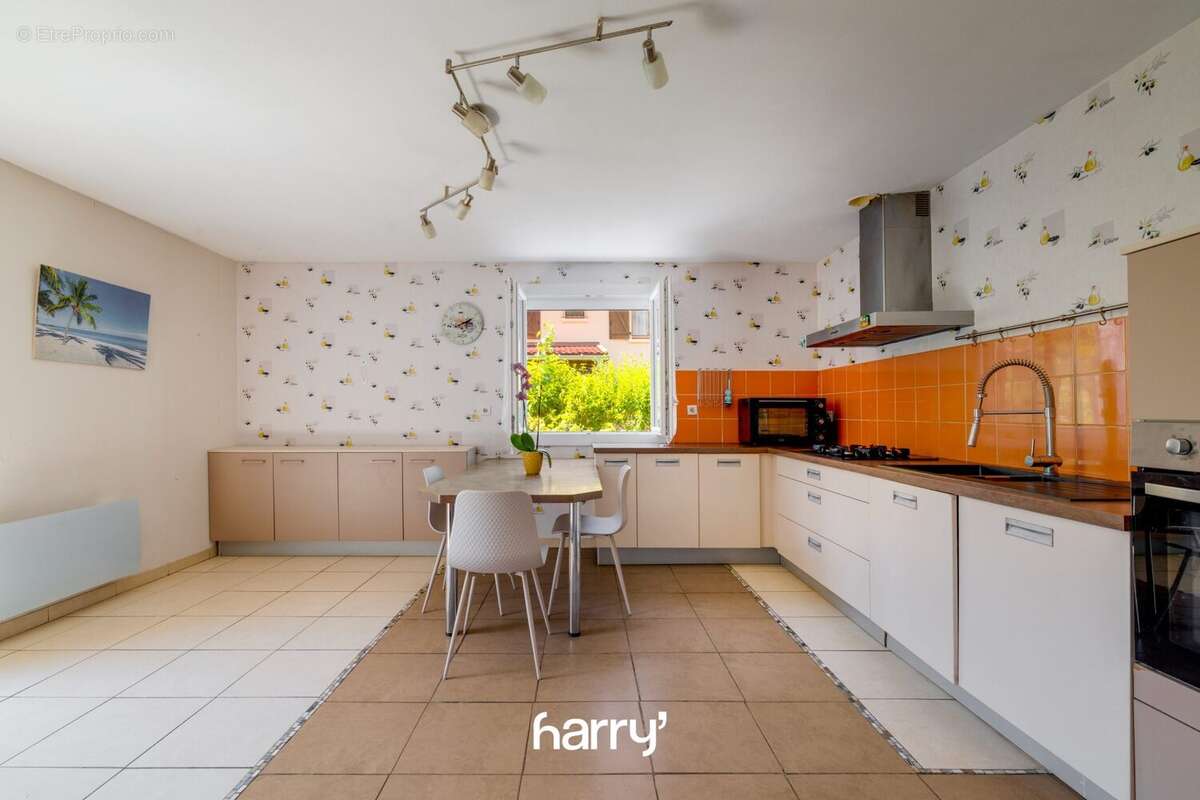 Maison 142 m² à Jougne  - photo 5