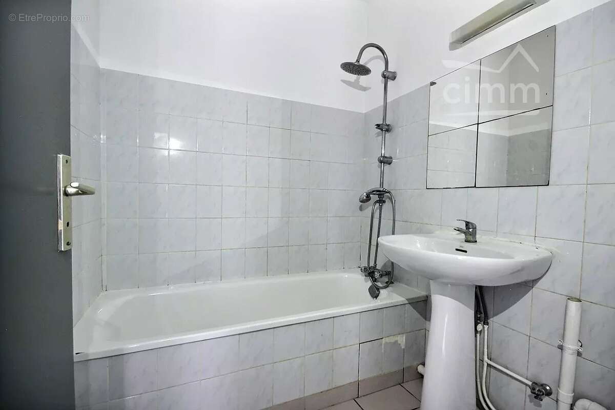 Appartement à CRUAS