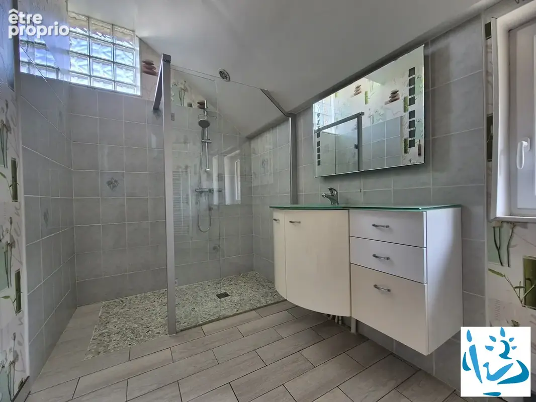 Maison 5 pièces 111 m² à vendre à La Ferriere-Au-Doyen (61380) - photo 8
