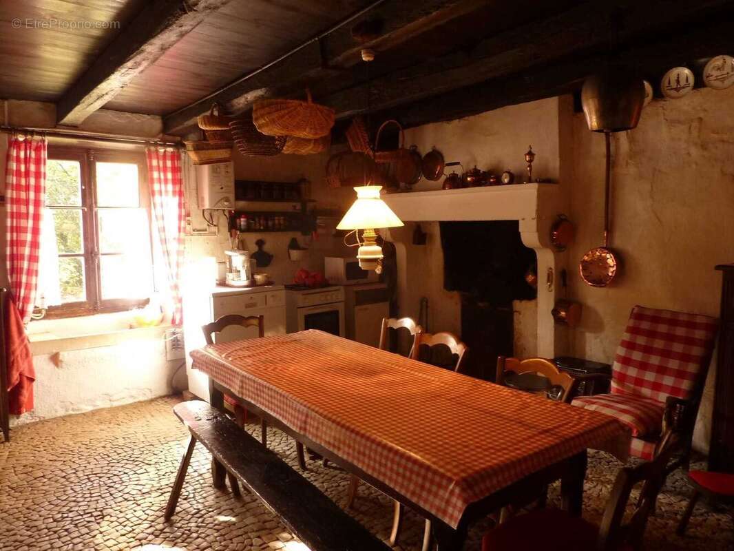 Maison à SAINT-CLAUD