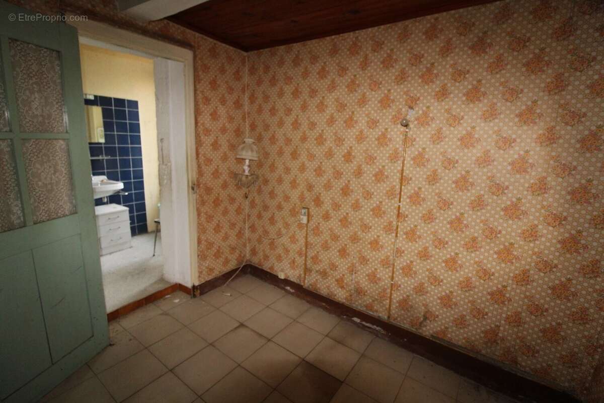 Maison à CAUSSES-ET-VEYRAN