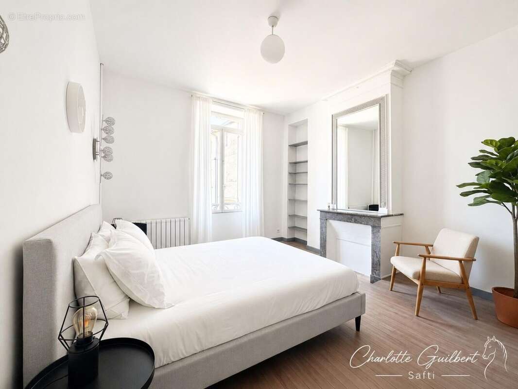 Maison 318 m² à Le Mas-D'agenais  - photo 7