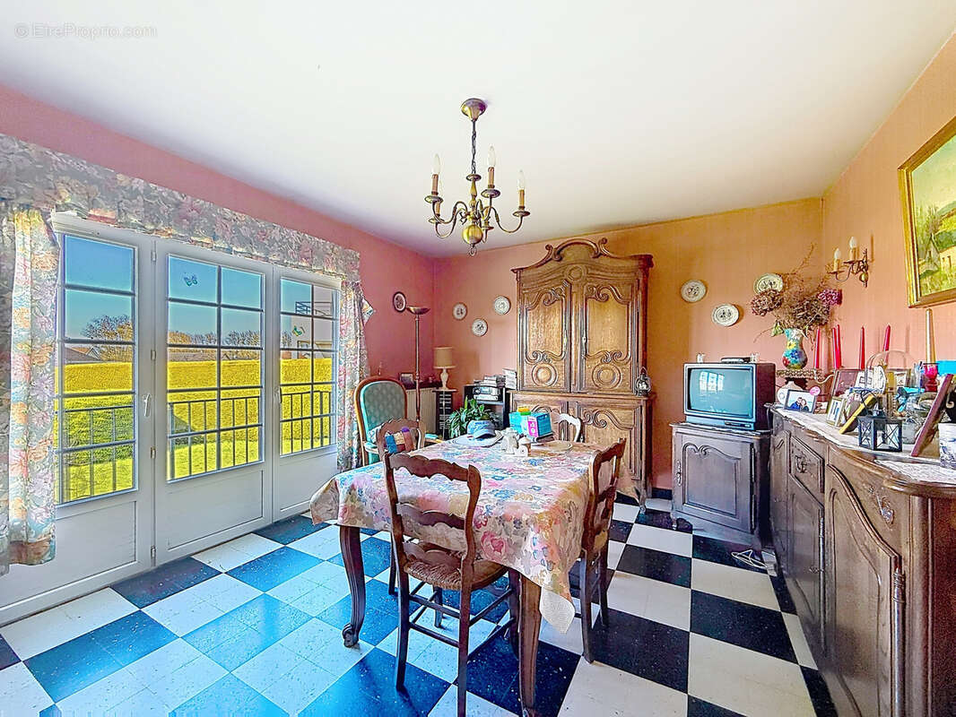 Maison à BACQUEVILLE-EN-CAUX