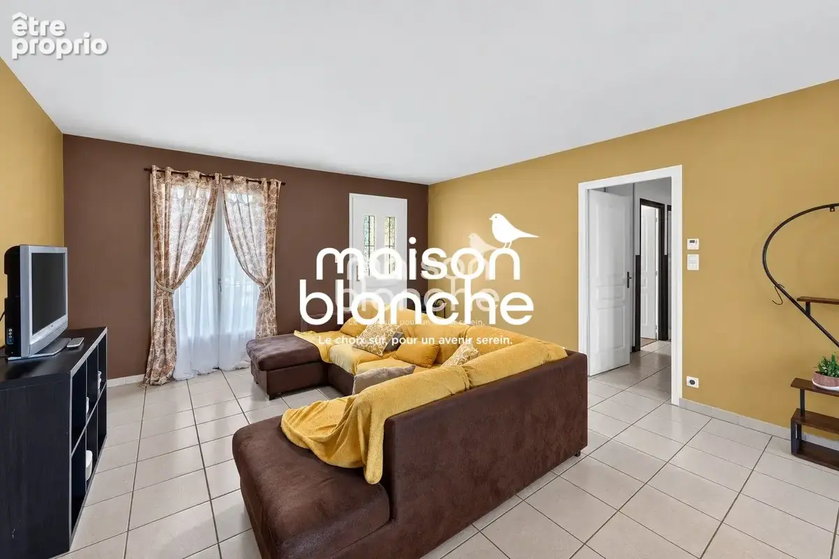 Maison 4 pièces 95 m² à vendre à Saivres (79400) - photo 3