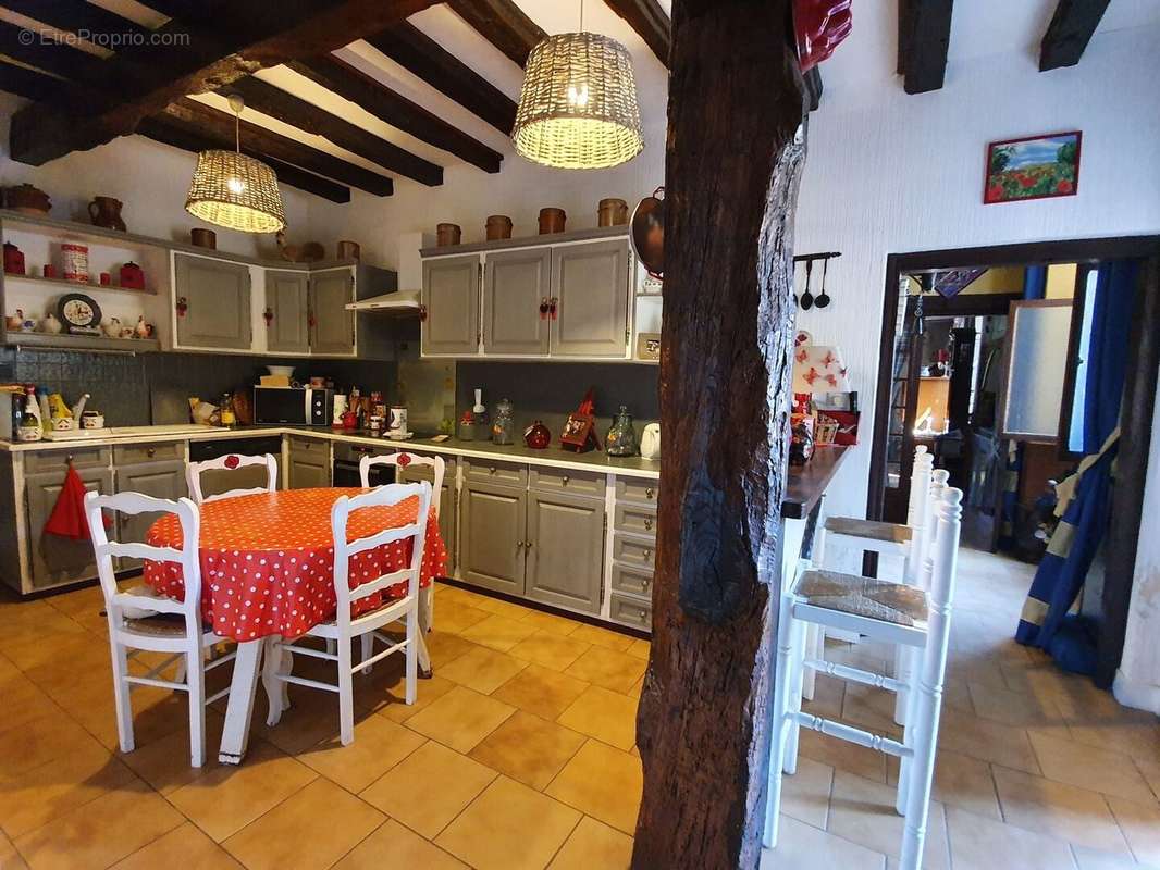 Cuisine   - Maison à BARCUGNAN