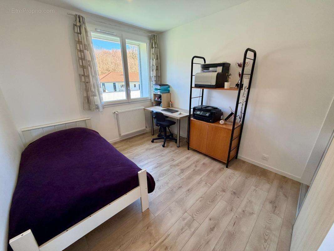 Maison à BEAUCROISSANT