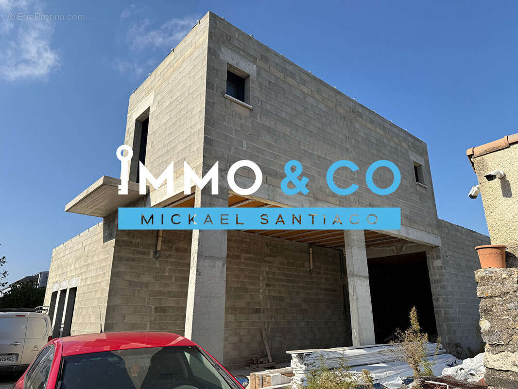 Commerce à LIVRON-SUR-DROME