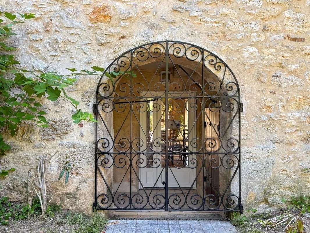 Belle propriété ancienne avec potentiel touristique en Dordogne - photo 7